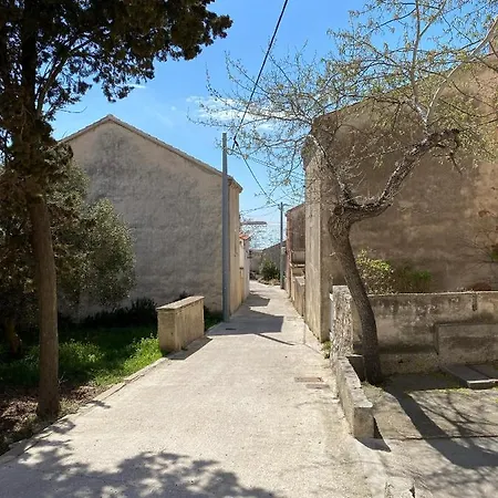 Apartment House Mateja *