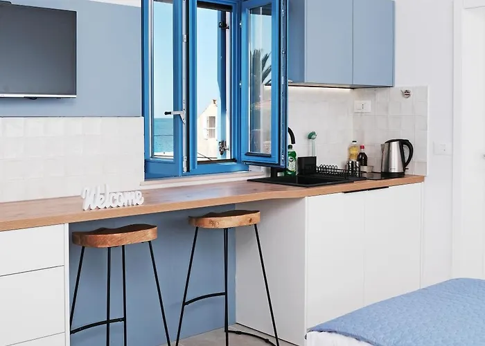 House Mateja * אונייה