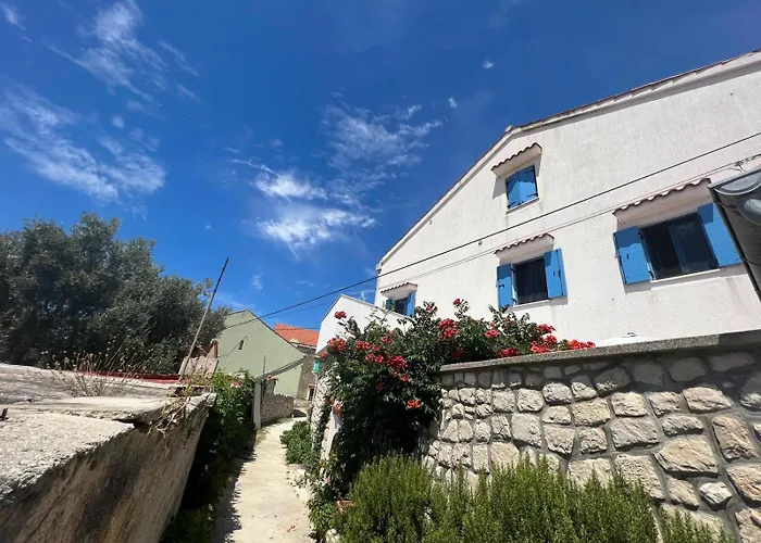 House Mateja דירה אונייה